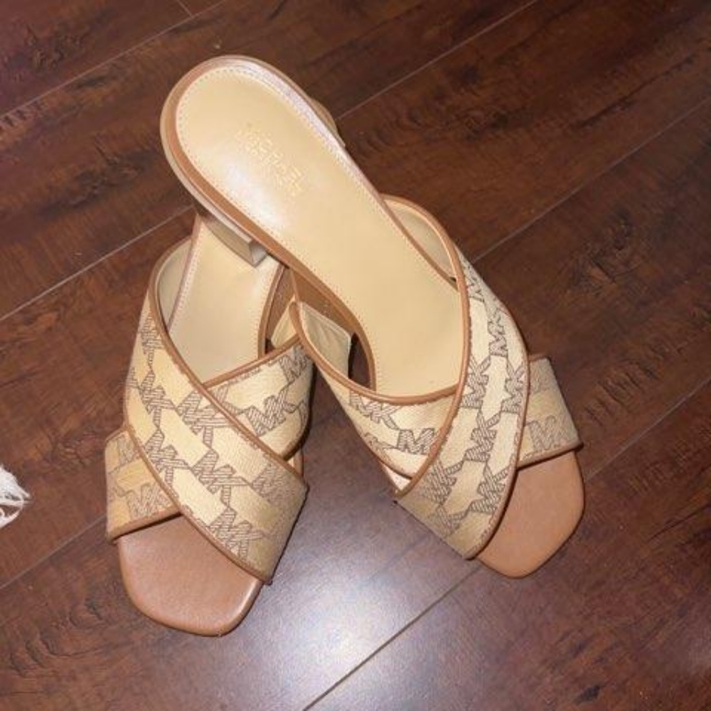 Michael kors sandals